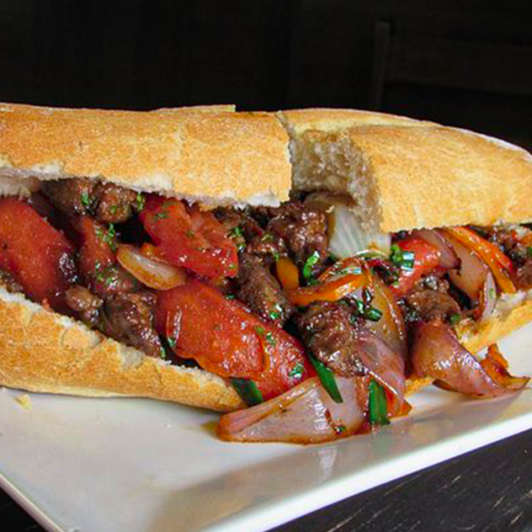 Pan con lomito